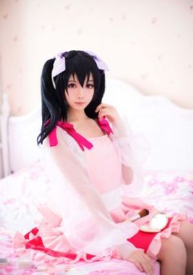 少妇把腿扒开让我添69式漫画