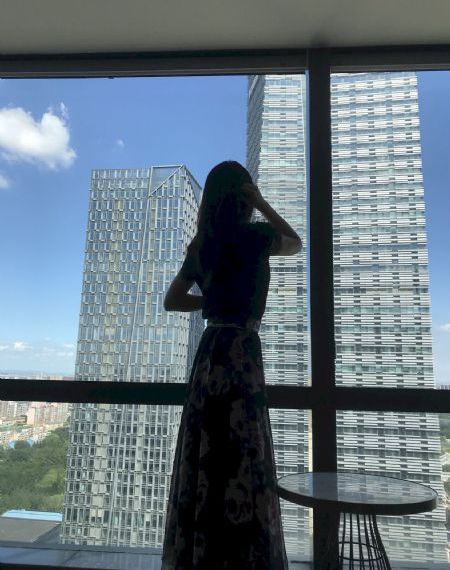 香港三级《偷窥无罪》