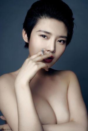 荡女淫春3hd播放