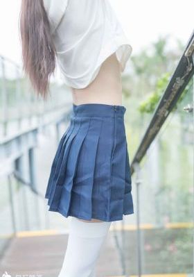 图书馆女友樱花动漫