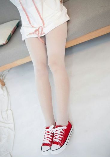 舔舔的女人