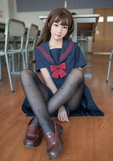 年轻的小婊孑4