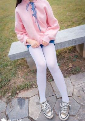 年轻女教师2伦理
