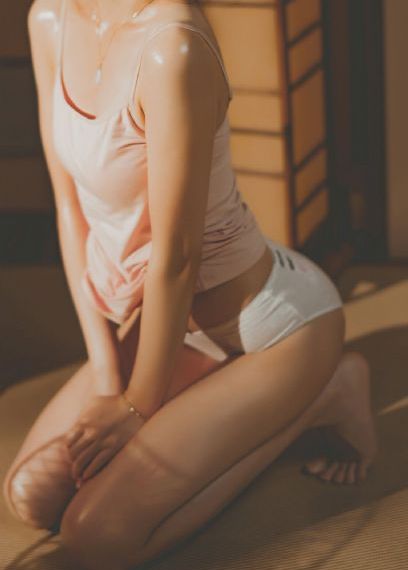 裙子下面的野兽
