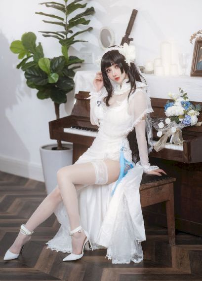 变成黑皮辣妹然后和朋友做