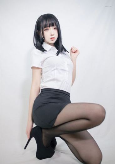 亚洲嫩草